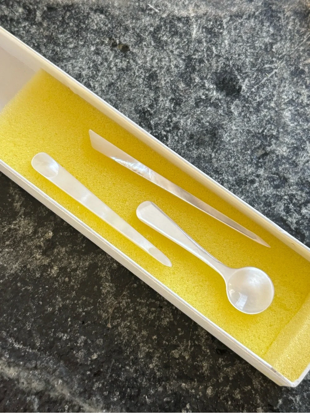 Mother-of-Pearl miniature caviar serving set- spoon and picks
